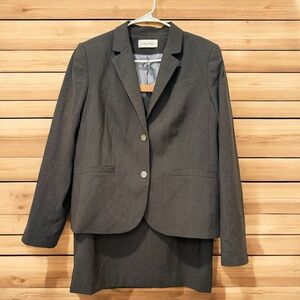Calvin Klein Women’s Charcoal Gray Skirt Suit